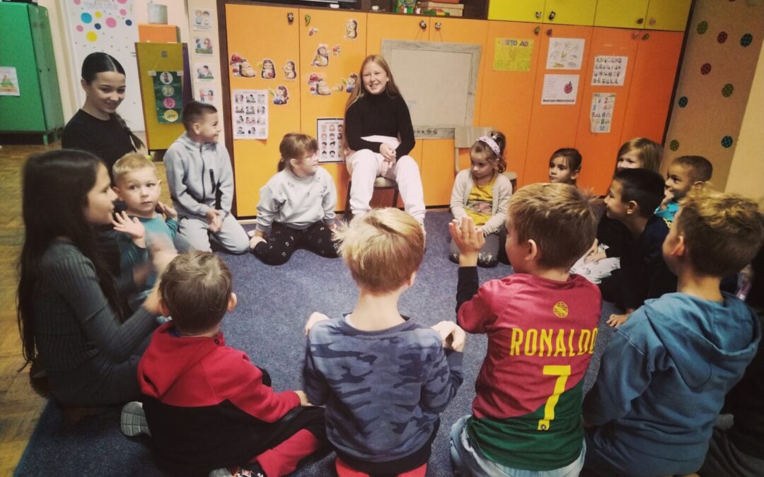 Mjesec hrvatske knjige u školskoj knjižnici