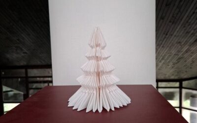 Kreativnost naših učenika zasjala na izložbi „Papirnati bor“